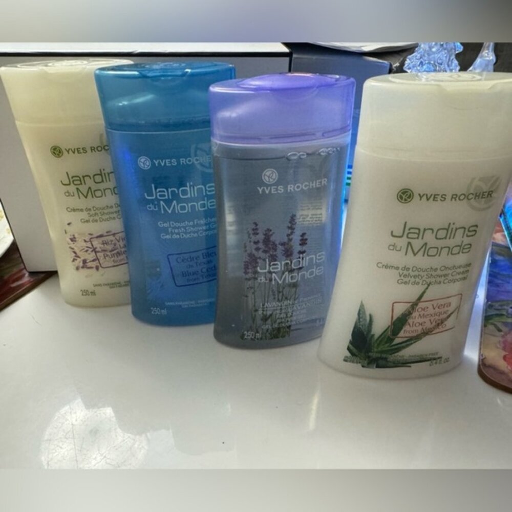 Yves Rocher Jardins du Monde Bath & Body Care Bundle